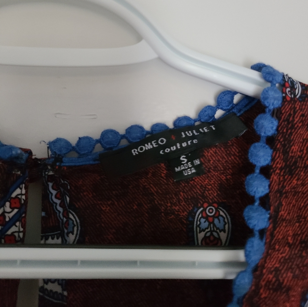 Romeo and Juliet Couture Paisley Print Top Small S - Picture 4 of 4
